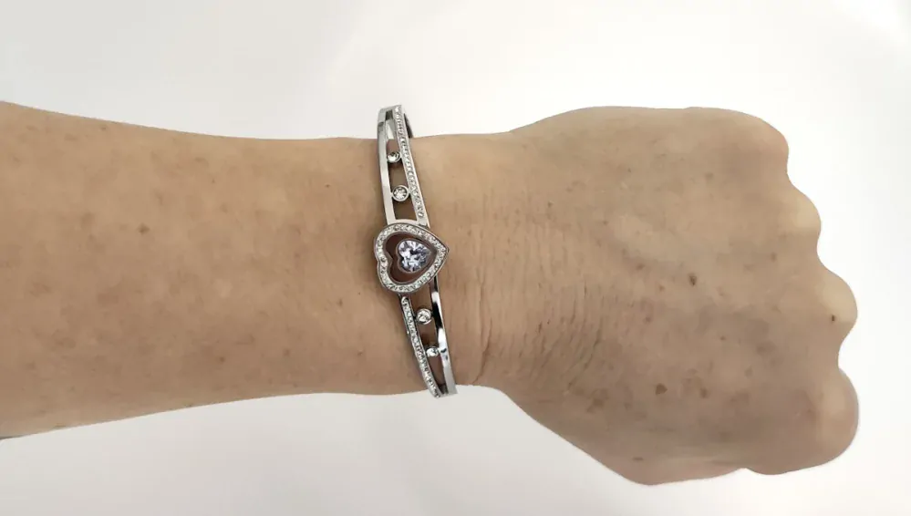 Náramek z chirurgické oceli SRDCE N23 s krystaly + krabička