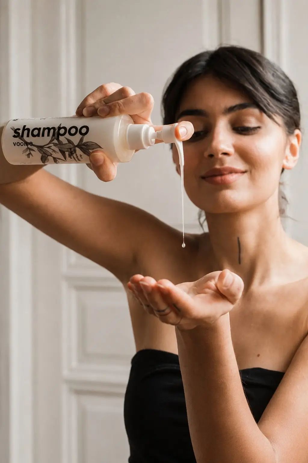 ŠAMPON pro POŠKOZENÉ a SUCHÉ vlasy | hydratační | přírodní | Voono | 250 ml | 750 ml